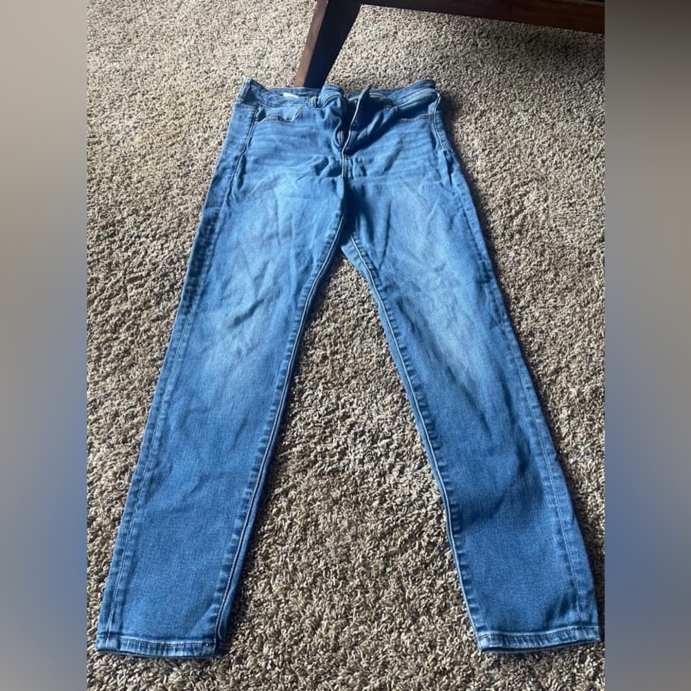 skinny jeans
